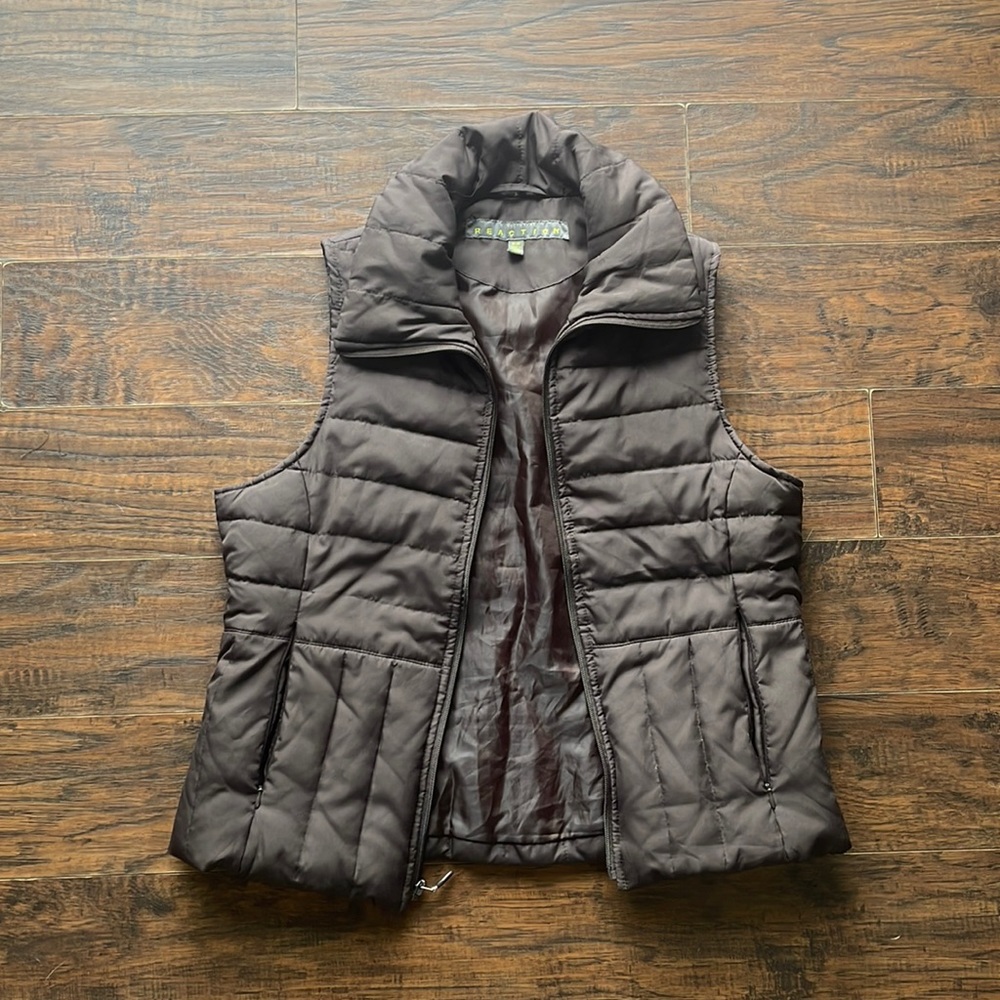 KENNETH COLE REACTION Quilted Down/Feather Puffer Vest …